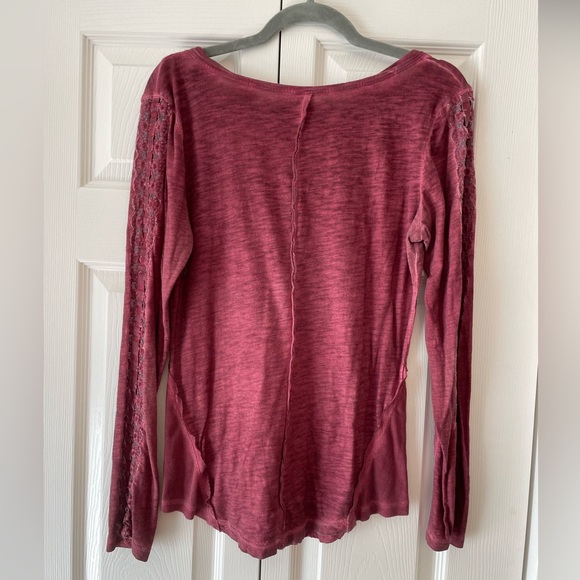 Free People Maroon long sleeve - Picture 2 of 3